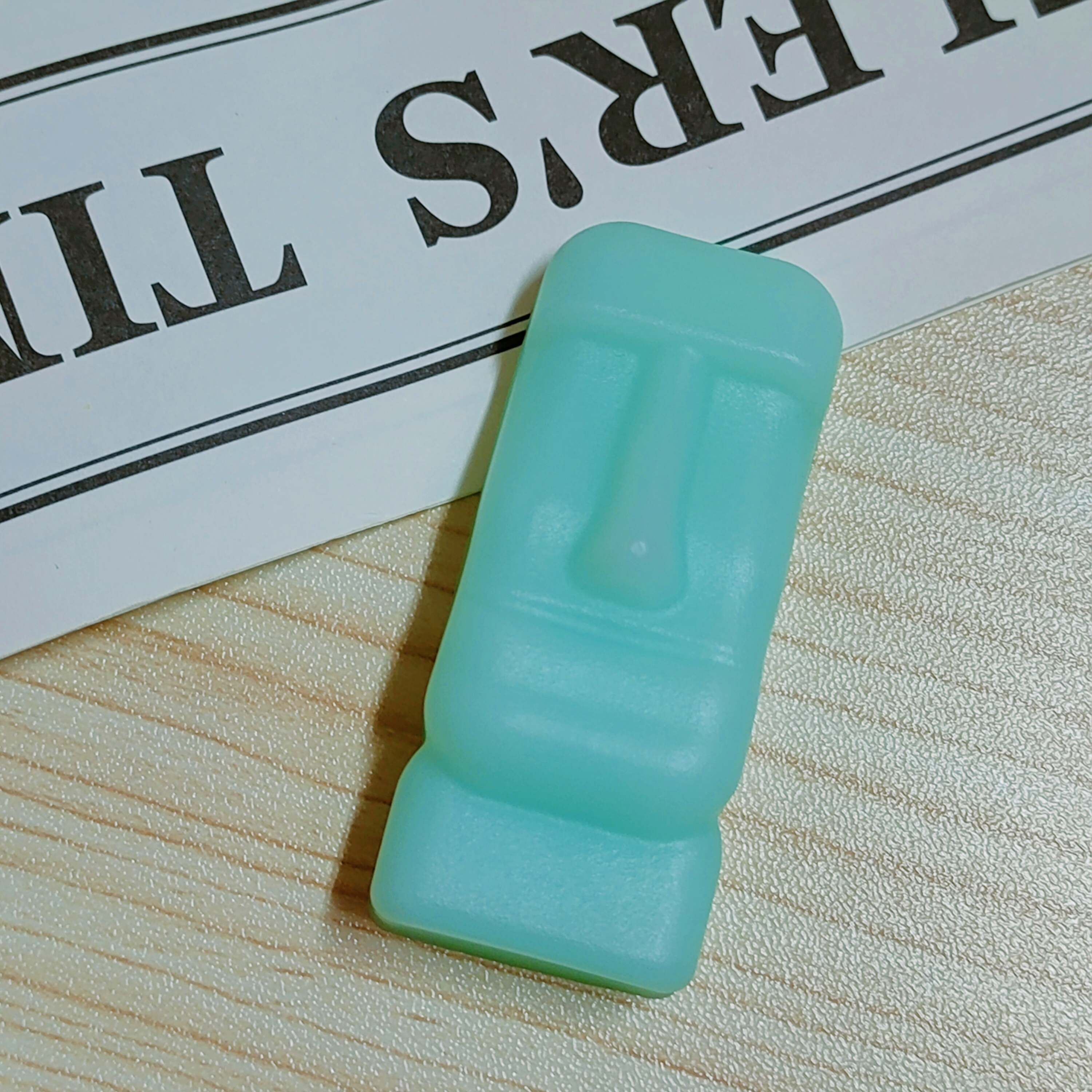 滴膠樹脂手作摩艾巨石神像